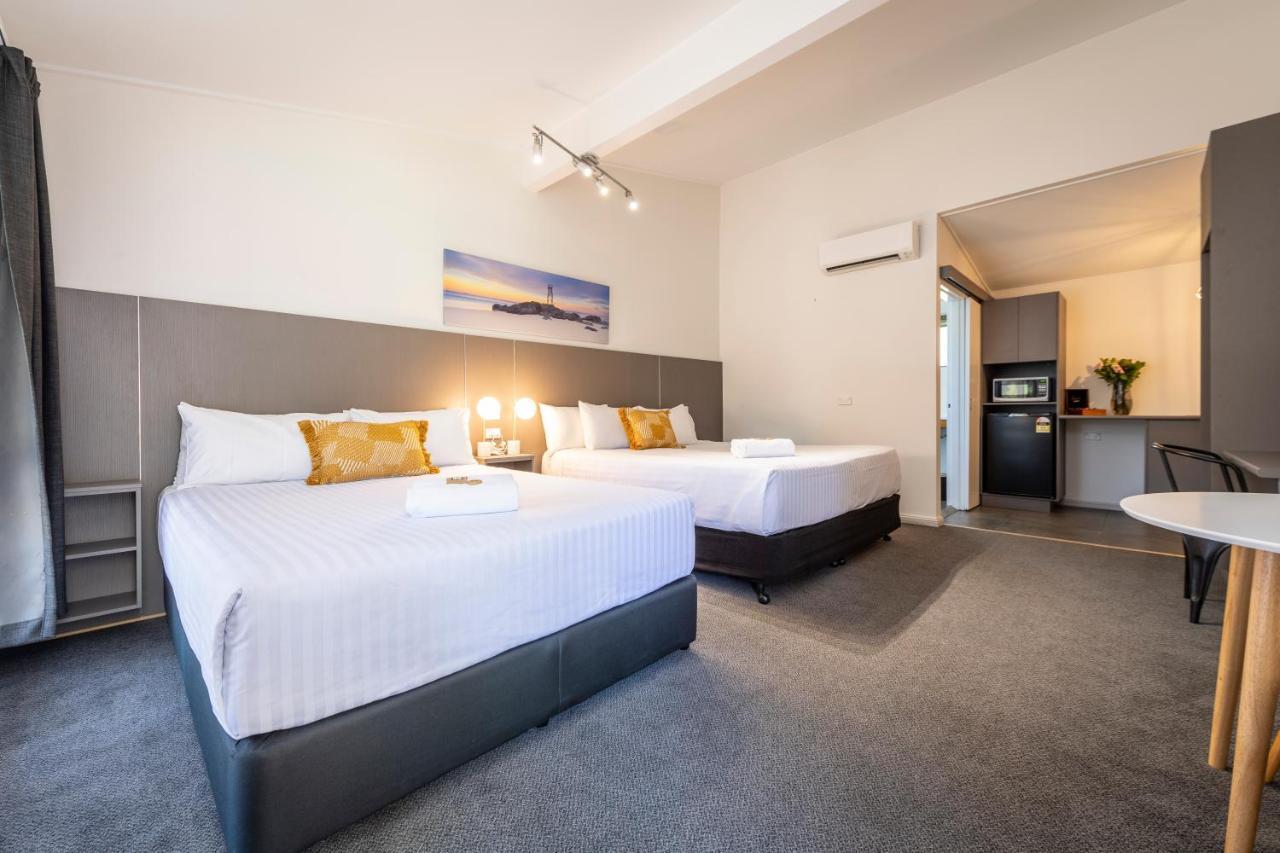 Fern Bay Motel Dış mekan fotoğraf