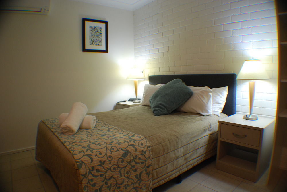 Fern Bay Motel Dış mekan fotoğraf